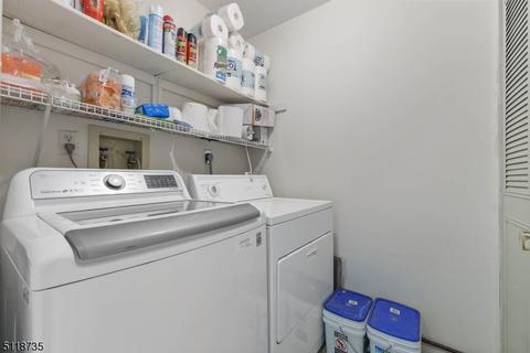 4302 Spring Brook Dr, Edison, NJ 08820 photo 33