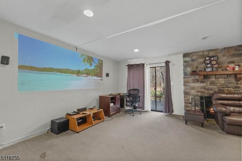 4302 Spring Brook Dr, Edison, NJ 08820 photo 10