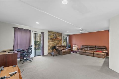 4302 Spring Brook Dr, Edison, NJ 08820 photo 35
