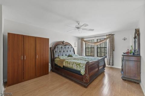 4302 Spring Brook Dr, Edison, NJ 08820 photo 21