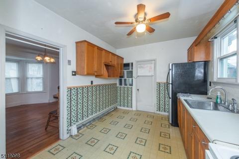 36 Searing St, Dover, NJ 07801 photo 10