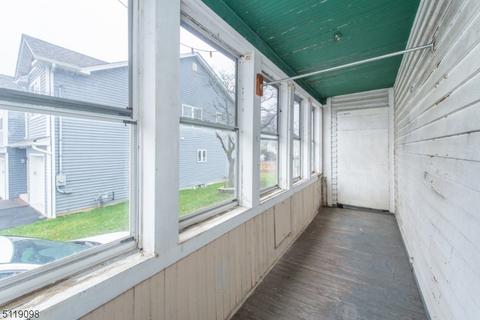 36 Searing St, Dover, NJ 07801 photo 3