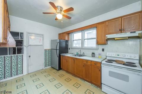 36 Searing St, Dover, NJ 07801 photo 12