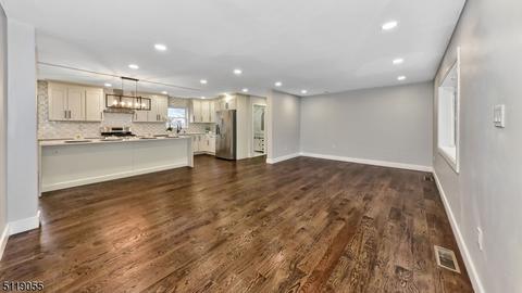 224 Mohawk Trl, Wayne, NJ 07470 photo 7