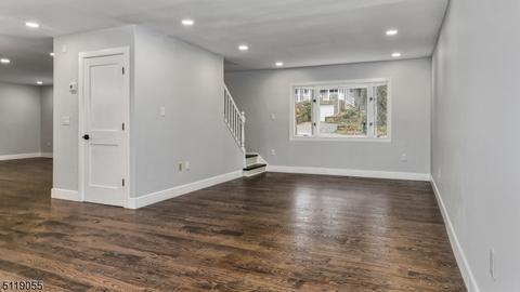 224 Mohawk Trl, Wayne, NJ 07470 photo 4