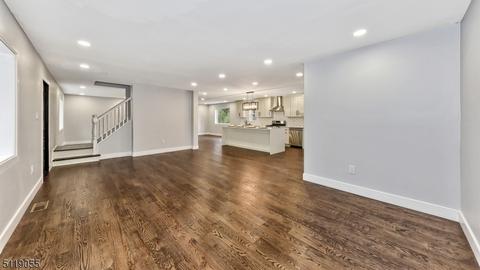 224 Mohawk Trl, Wayne, NJ 07470 photo 6