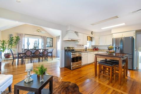 57 Kossuth Pl, Wayne, NJ 07470 photo 19