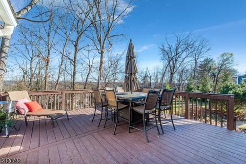 57 Kossuth Pl, Wayne, NJ 07470 photo 8