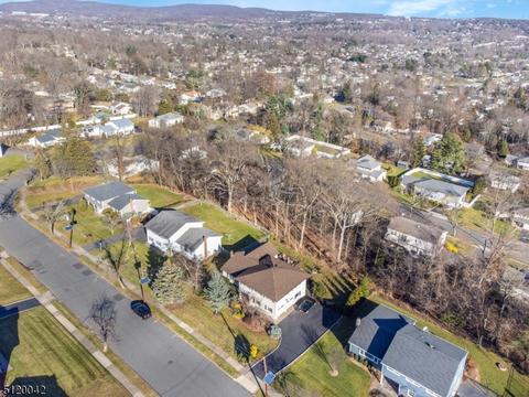 57 Kossuth Pl, Wayne, NJ 07470 photo 45