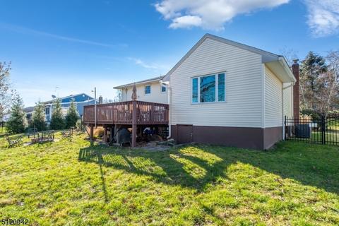 57 Kossuth Pl, Wayne, NJ 07470 photo 6