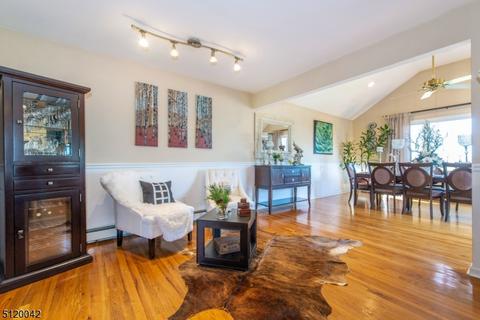 57 Kossuth Pl, Wayne, NJ 07470 photo 21