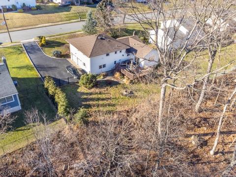57 Kossuth Pl, Wayne, NJ 07470 photo 46