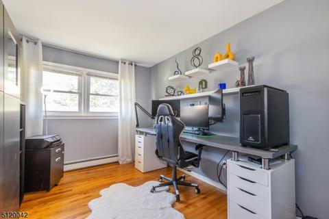 57 Kossuth Pl, Wayne, NJ 07470 photo 34