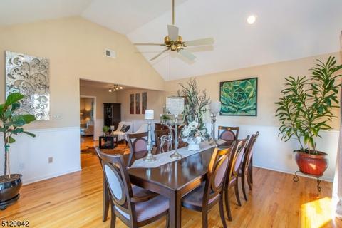 57 Kossuth Pl, Wayne, NJ 07470 photo 22