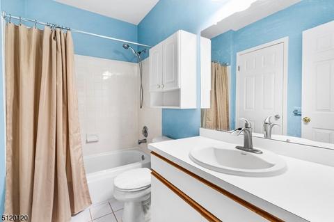 2212 Schindler Ln, Wayne, NJ 07470 photo 18