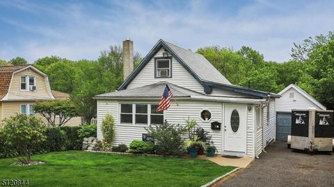 9 Hillside Ave, Clark, NJ 07066 photo 1