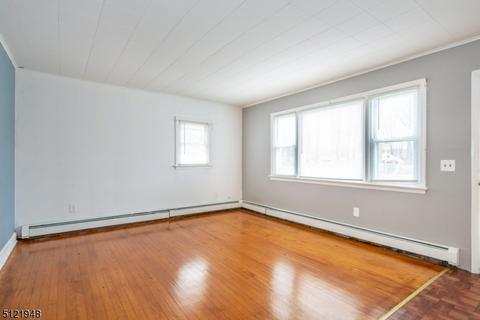 89 Monroe Ave, Dover, NJ 07801 photo 9