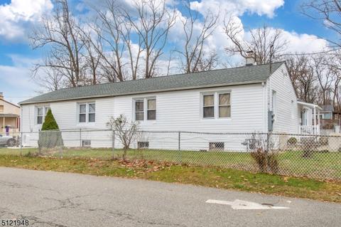 89 Monroe Ave, Dover, NJ 07801 photo 2