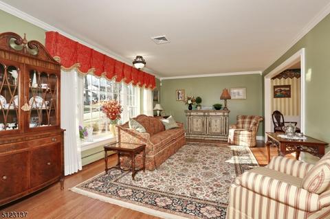 19 Baldwin Ter, Wayne, NJ 07470 photo 6