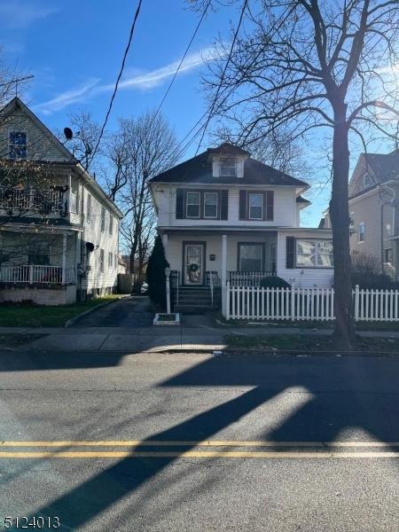 725 W 4th St, Plainfield, NJ 07060 photo 1