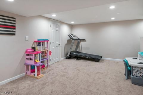 68 Windbeam Loop, Ringwood, NJ 07456 photo 16