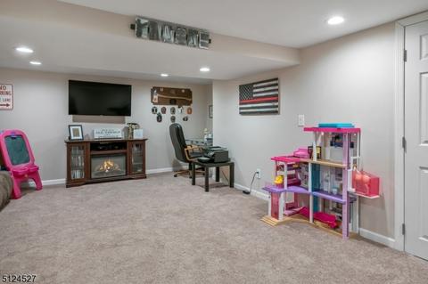 68 Windbeam Loop, Ringwood, NJ 07456 photo 15