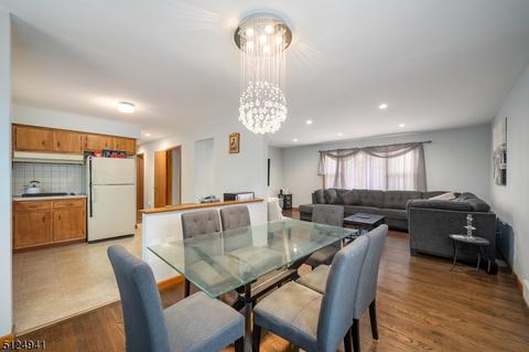 19 Maplewood Ave, Wayne, NJ 07470 photo 8