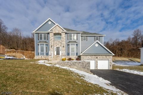 28 Mountainview Rd, Phillipsburg, NJ 08865