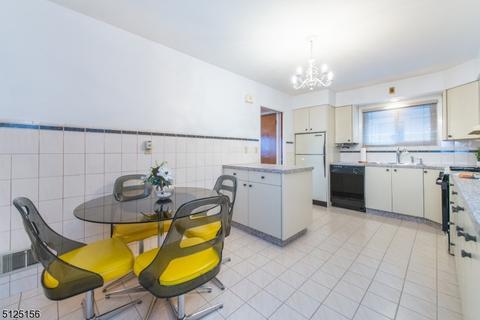 1014 Schleifer Rd, Hillside, NJ 07205 photo 9