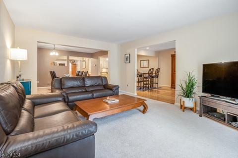 52 Aberdeen Dr, Mendham, NJ 07945 photo 17