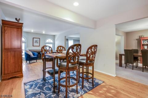 52 Aberdeen Dr, Mendham, NJ 07945 photo 3
