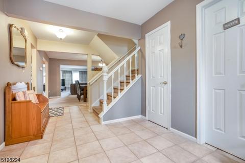 52 Aberdeen Dr, Mendham, NJ 07945 photo 5