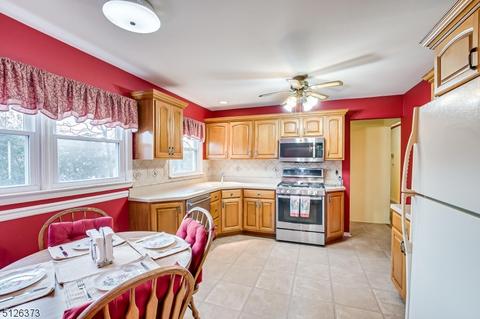41 Marlin Ave, Edison Twp, NJ 08820 photo 13