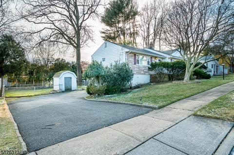 41 Marlin Ave, Edison Twp, NJ 08820 photo 4
