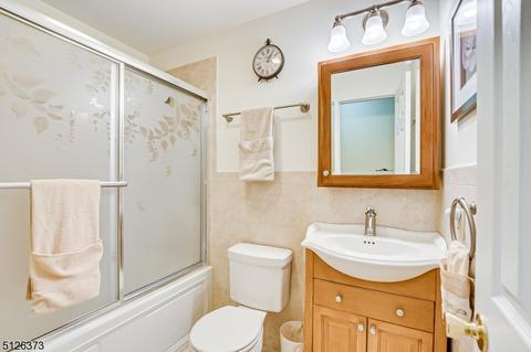 41 Marlin Ave, Edison Twp, NJ 08820 photo 21