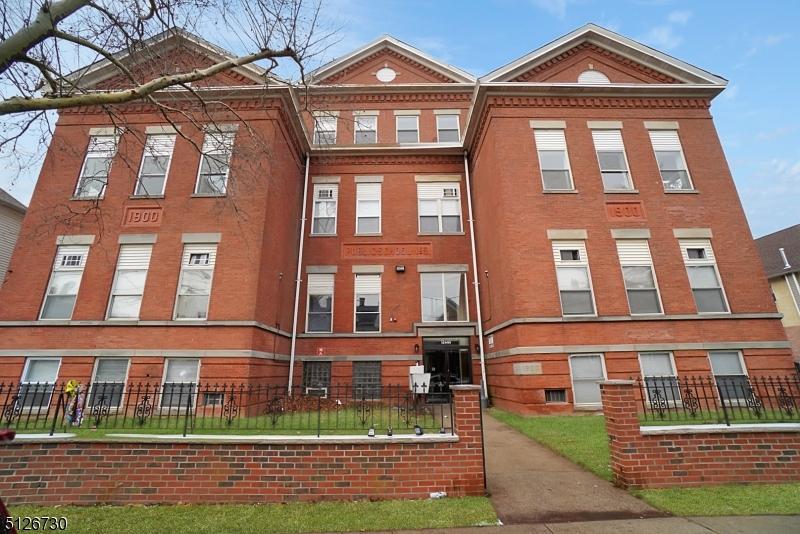 14 Jacques St 14, Elizabeth, NJ 07201 1 photo Movoto