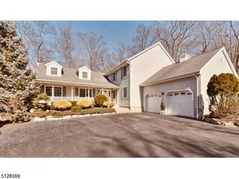 631 Ratzer Rd, Wayne, NJ 07470 photo 1