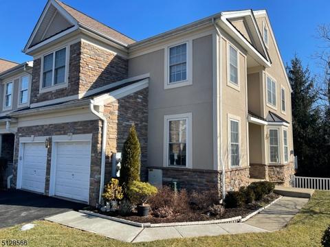 130 Levinberg Ln, Wayne, NJ 07470 photo 1