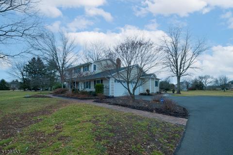 105 Hoffman Rd, Flemington, NJ 08822 photo 2