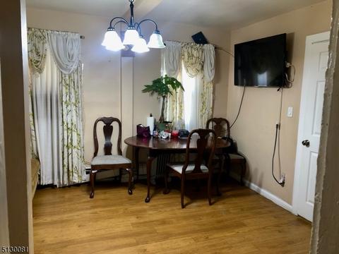 422 E 2nd St, Plainfield, NJ 07060 photo 4