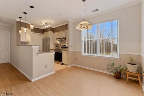 4107 Schindler Ln, Wayne, NJ 07470 photo 8