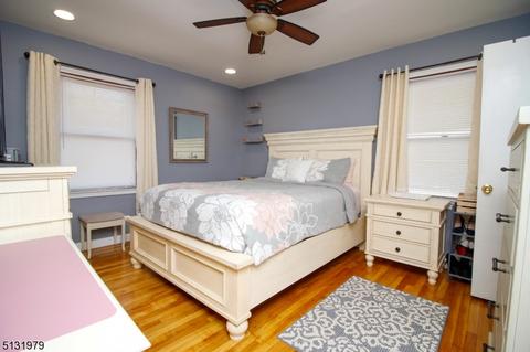 225 Perry St, Dover, NJ 07801 photo 17