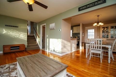 225 Perry St, Dover, NJ 07801 photo 8