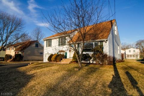 225 Perry St, Dover, NJ 07801 photo 2