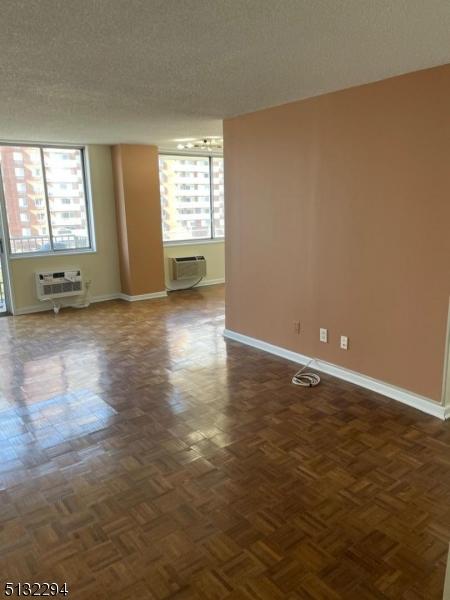 160 Overlook Ave #7F, Hackensack, NJ 07601 photo 8
