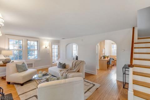 4 Blackburn Pl, Summit, NJ 07901 photo 2