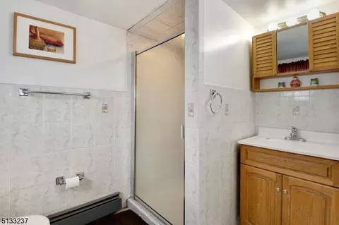 63 Byrne St, Hackensack, NJ 07601 photo 18