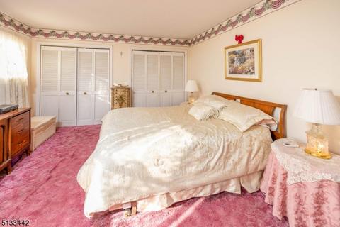 143 Chestnut Dr, Wayne, NJ 07470 photo 18