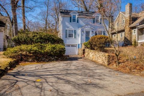 143 Chestnut Dr, Wayne, NJ 07470 photo 2