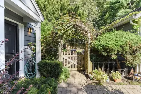 44 Beekman Rd, Summit, NJ 07901 photo 24